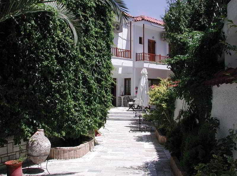 Pothos Hotel Skiathos Town Exterior photo